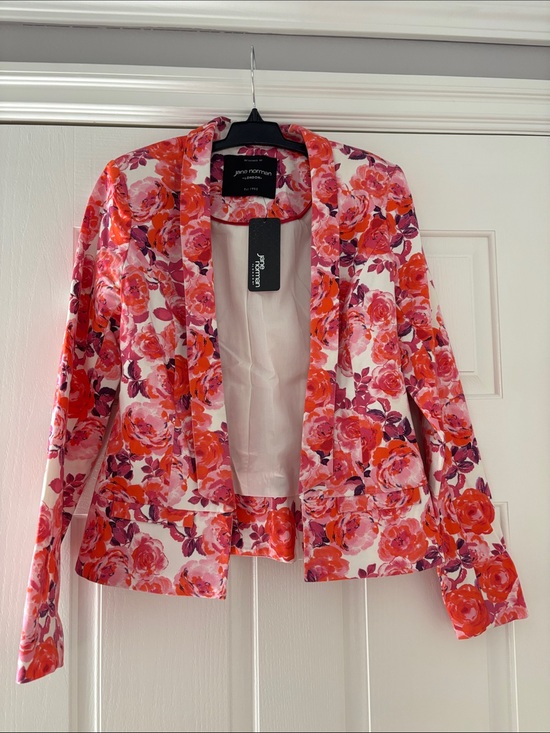 Jane Norman Jackets & Blazers - Floral Open-Front Blazer in Pink & Coral